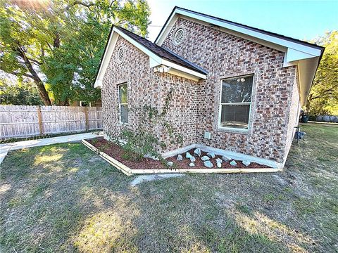 Tiny photo for 1508 Lopez Street, Bryan, TX 77803 (MLS # 25011541)