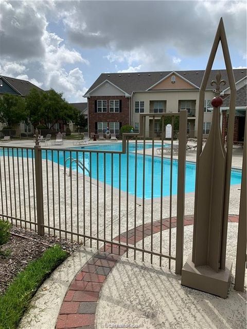 Tiny photo for 801 W Luther Street W #105, College Station, TX 77840 (MLS # 26003338)
