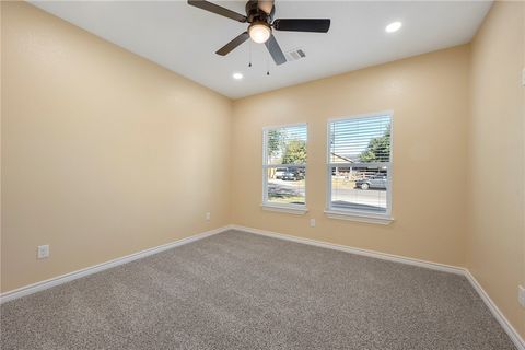 Tiny photo for 1505 Red Oak Street, Bryan, TX 77803 (MLS # 25013298)