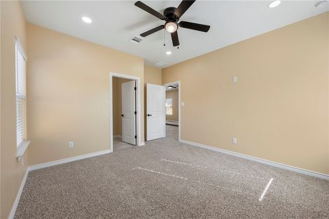 Tiny photo for 1505 Red Oak Street, Bryan, TX 77803 (MLS # 25013298)