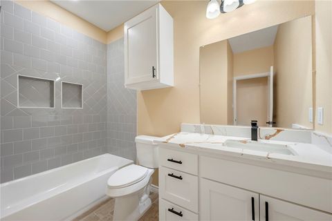 Tiny photo for 1505 Red Oak Street, Bryan, TX 77803 (MLS # 25013298)