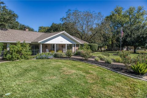 Tiny photo for 206 N Moore Street, Caldwell, TX 77836 (MLS # 25011532)