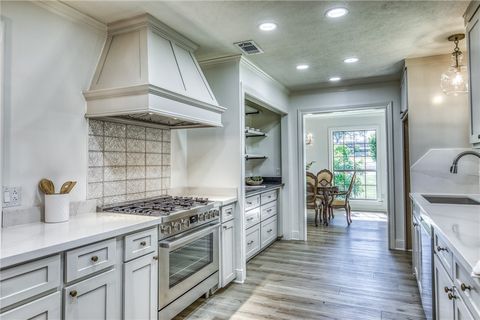 Tiny photo for 206 N Moore Street, Caldwell, TX 77836 (MLS # 25011532)