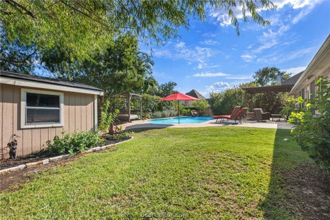 Tiny photo for 3816 Park Hampton DR, Bryan, TX 77802 (MLS # 26011911)