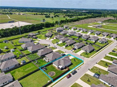 Tiny photo for 301 Story Cove, Caldwell, TX 77836 (MLS # 26005504)