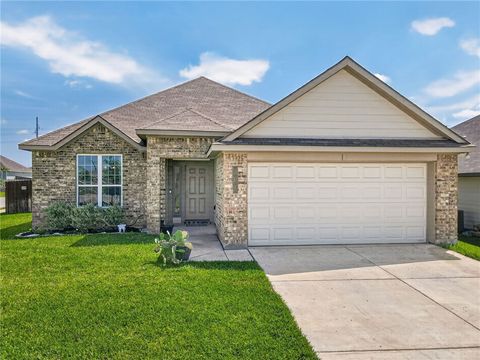 Photo of 301 Story Cove, Caldwell, TX 77836 (MLS # 26005504)