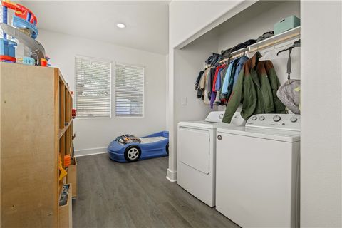 Tiny photo for 902 Post Oak Street, Hearne, TX 77859 (MLS # 26005086)