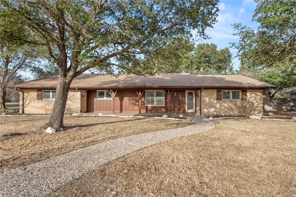 Photo of 1707 Glade Street, College Station, TX 77840 (MLS # 26001535)