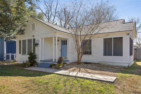 Tiny photo for 1313 Park Street, Bryan, TX 77803 (MLS # 26000917)