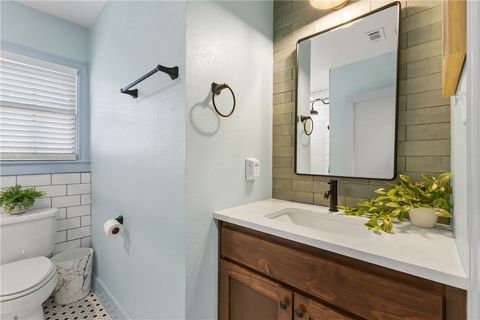 Tiny photo for 1313 Park Street, Bryan, TX 77803 (MLS # 26000917)