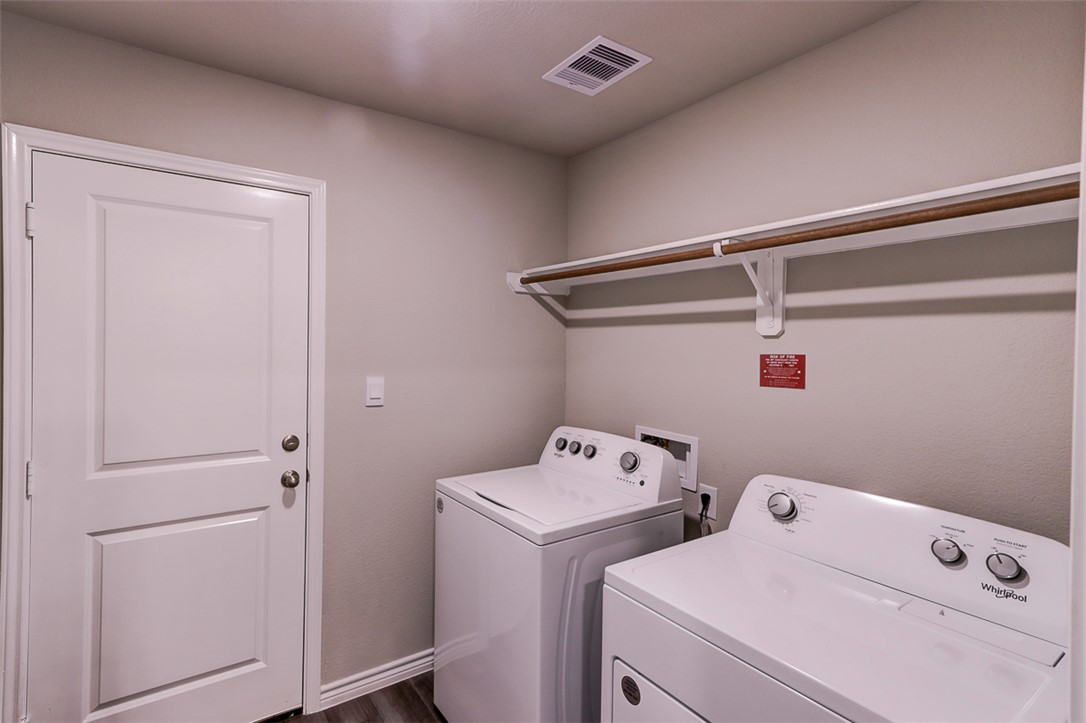 College Station, Texas 77845, United States, 3 Bedrooms Bedrooms, ,2 BathroomsBathrooms,Residential,Active,98918