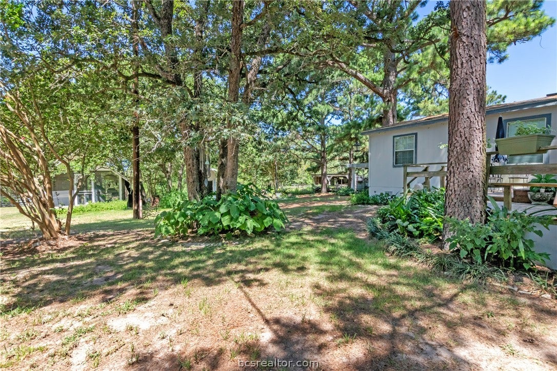 422 Private Road 7051