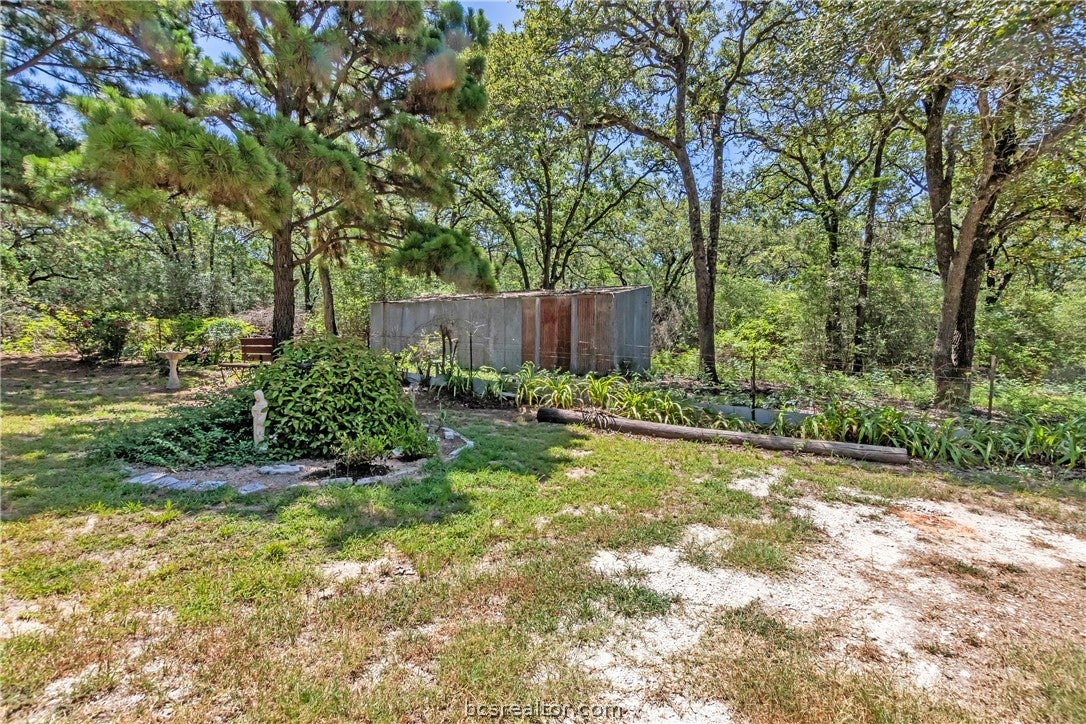 422 Private Road 7051