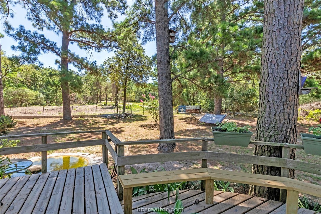422 Private Road 7051