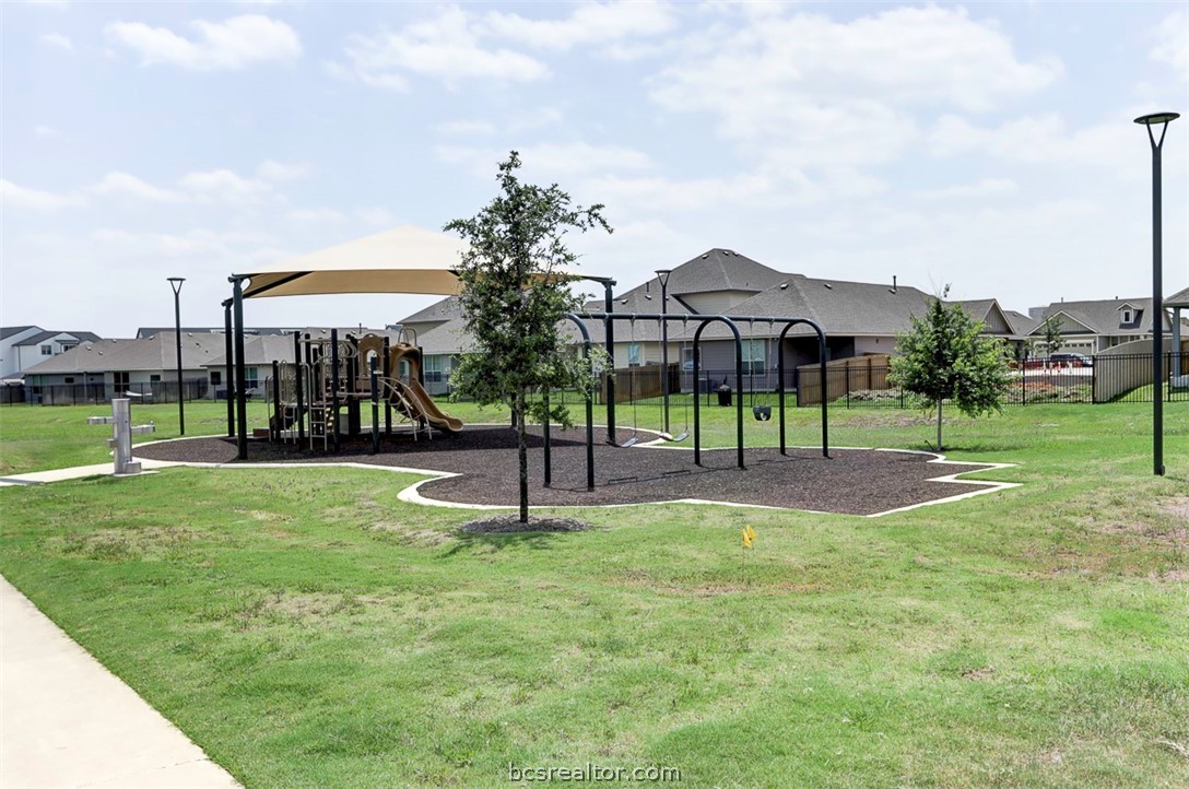 College Station, Texas 77845, United States, 3 Bedrooms Bedrooms, ,2 BathroomsBathrooms,Residential,Pending,58593