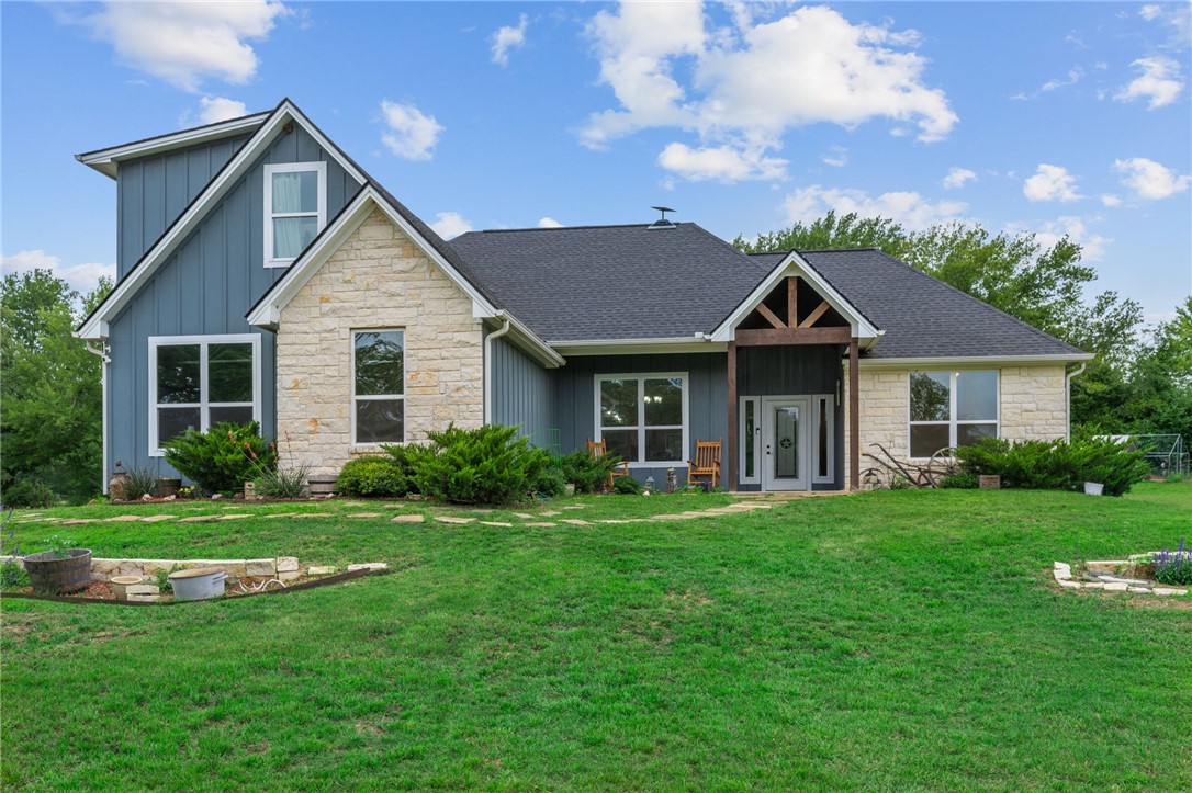 10856 Whispering Oaks Drive
