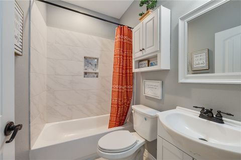 Tiny photo for 10856 Whispering Oaks Drive, Hearne, TX 77859 (MLS # 26005648)