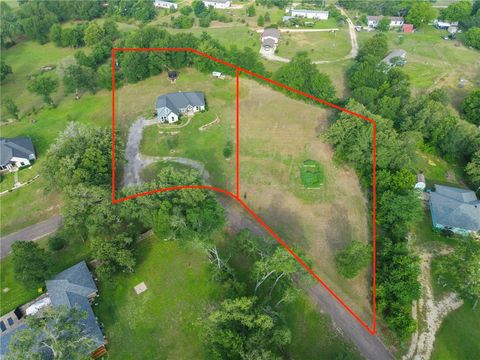 Tiny photo for 10856 Whispering Oaks Drive, Hearne, TX 77859 (MLS # 26005648)