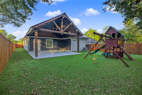 Tiny photo for 1208 W Martin Luther King Jr Street, Bryan, TX 77803 (MLS # 26011373)