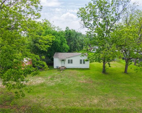 Tiny photo for 1207 W 6th Street, Caldwell, TX 77836 (MLS # 26005116)