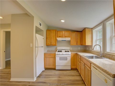 Tiny photo for 1207 W 6th Street, Caldwell, TX 77836 (MLS # 26005116)