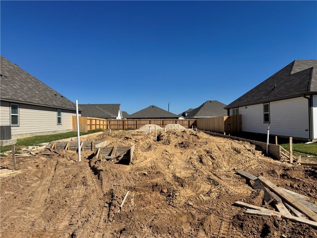 Photo of 2422 Rooke Road, Bryan, TX 77807 (MLS # 25011686)