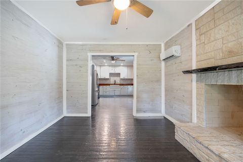 Tiny photo for 2283 Tigerpoint RD, Brenham, TX 77833 (MLS # 26005664)