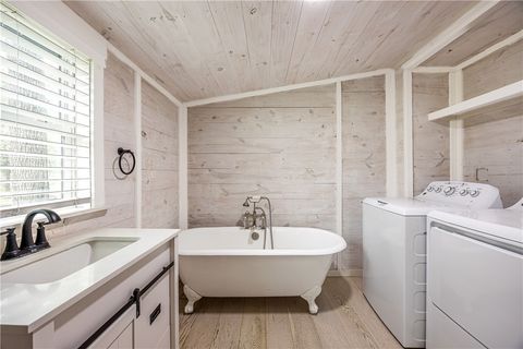 Tiny photo for 2283 Tigerpoint RD, Brenham, TX 77833 (MLS # 26005664)