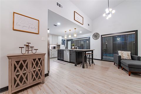 Tiny photo for 5004 Enchanted Oaks Drive, College Station, TX 77845 (MLS # 26002120)