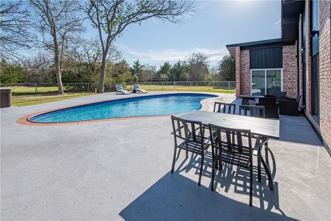 Tiny photo for 5004 Enchanted Oaks Drive, College Station, TX 77845 (MLS # 26002120)