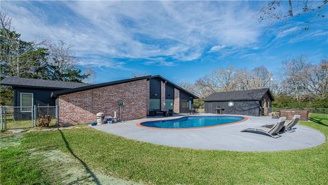 Tiny photo for 5004 Enchanted Oaks Drive, College Station, TX 77845 (MLS # 26002120)