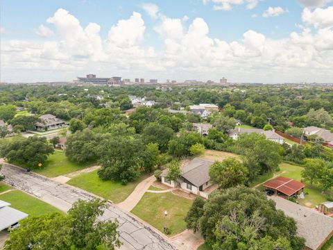 Tiny photo for 1005 Winding Road, College Station, TX 77840 (MLS # 26007422)