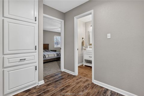Tiny photo for 10054 Arnold Lane, Bryan, TX 77808 (MLS # 26003979)