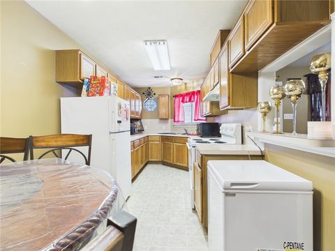 Tiny photo for 1112 Detroit Street, College Station, TX 77840 (MLS # 26001914)