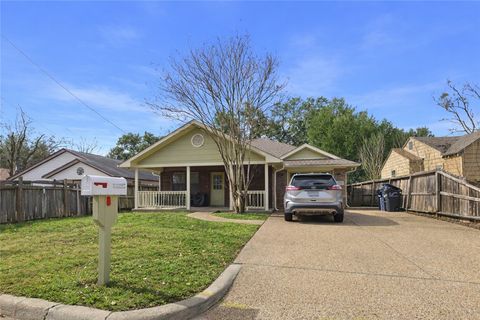 Tiny photo for 1112 Detroit Street, College Station, TX 77840 (MLS # 26001914)