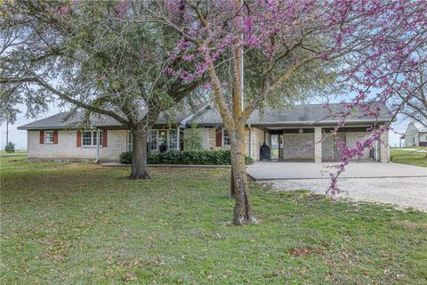 Tiny photo for 2042 US Highway 77, Lott, TX 76656 (MLS # 26002933)