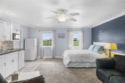 Tiny photo for 2042 US Highway 77, Lott, TX 76656 (MLS # 26002933)