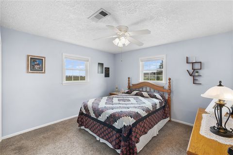 Tiny photo for 2042 US Highway 77, Lott, TX 76656 (MLS # 26002933)