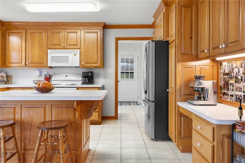 Tiny photo for 2042 US Highway 77, Lott, TX 76656 (MLS # 26002933)