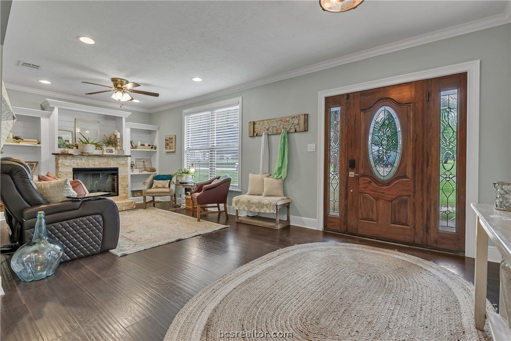 Photo of 502 W Fawn Street, Caldwell, TX 77836 (MLS # 26006848)