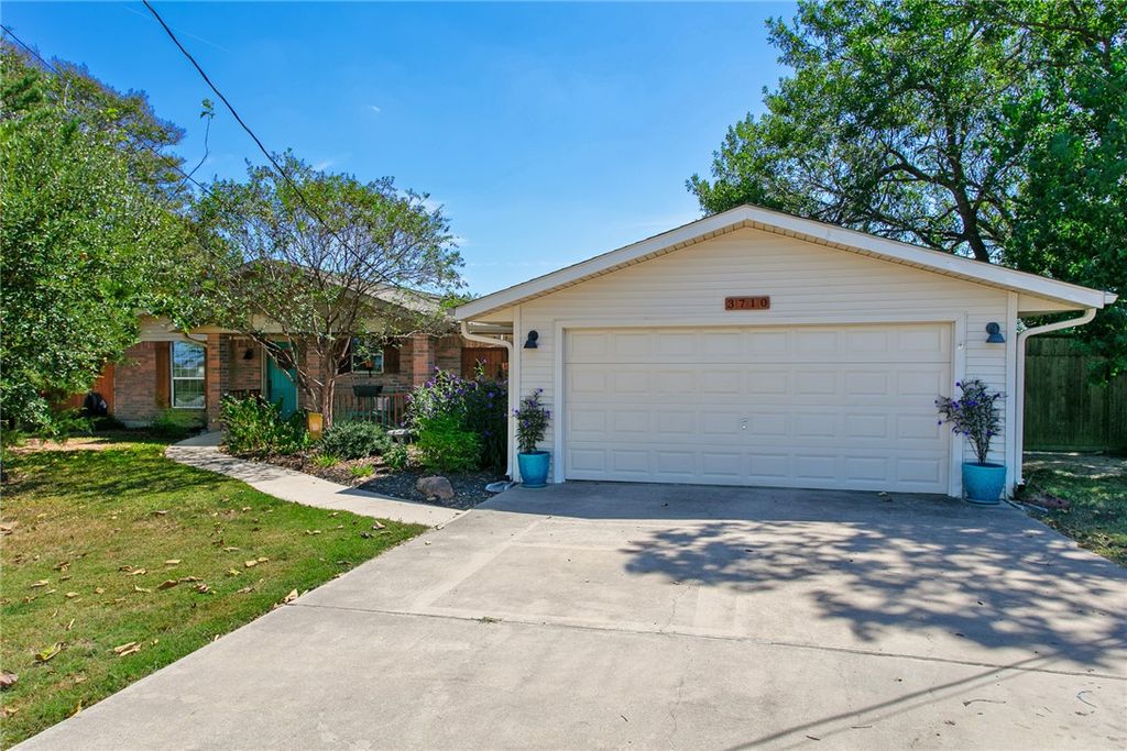 Photo of 3710 Mancuso Road, Bryan, TX 77808 (MLS # 25010366)