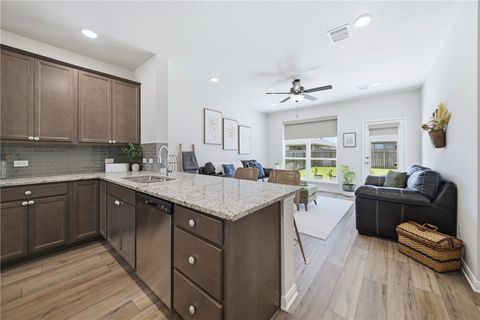 Tiny photo for 1925 Chief Street, Bryan, TX 77807 (MLS # 26009028)