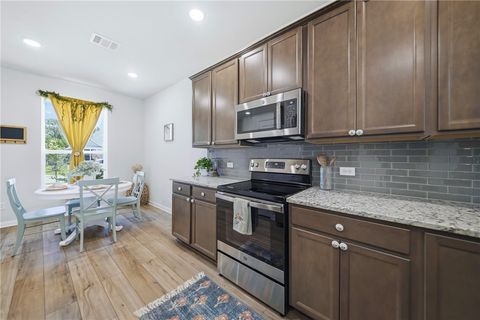 Tiny photo for 1925 Chief Street, Bryan, TX 77807 (MLS # 26009028)