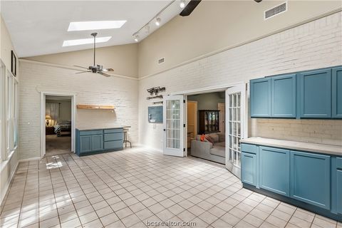 Tiny photo for 2304 Quail Hollow Drive, Bryan, TX 77802 (MLS # 26005485)
