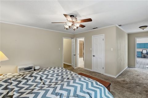 Tiny photo for 2304 Quail Hollow Drive, Bryan, TX 77802 (MLS # 26005485)