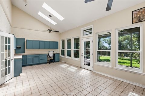 Tiny photo for 2304 Quail Hollow Drive, Bryan, TX 77802 (MLS # 26005485)