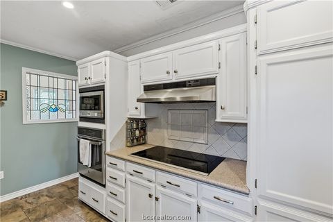 Tiny photo for 2304 Quail Hollow Drive, Bryan, TX 77802 (MLS # 26005485)