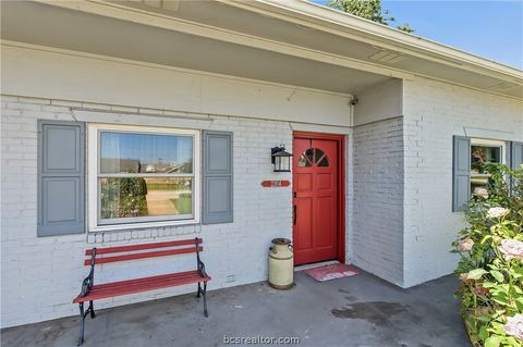 Tiny photo for 2304 Quail Hollow Drive, Bryan, TX 77802 (MLS # 26005485)