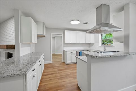 Tiny photo for 812 Victoria Street, Navasota, TX 77868 (MLS # 26007310)