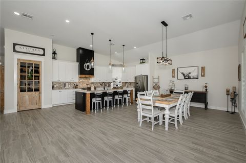 Tiny photo for 5401 Legend Oaks Court, College Station, TX 77845 (MLS # 26003917)